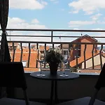 Green Note Apartment